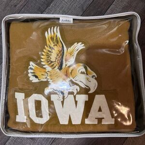 Pendleton University of Iowa Hawkeyes Wool Fringe Throw Stadium Blanket 52x70”